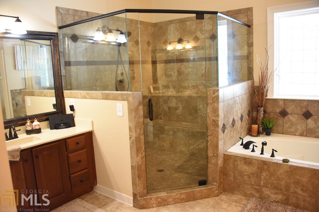 4615 Moore Rd, Suwanee, GA 30024 photo 4