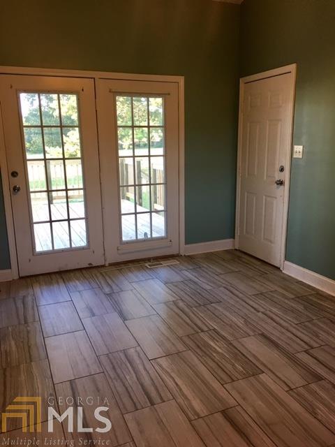 61 Beeks Cir, Williamson, GA 30292 photo 10