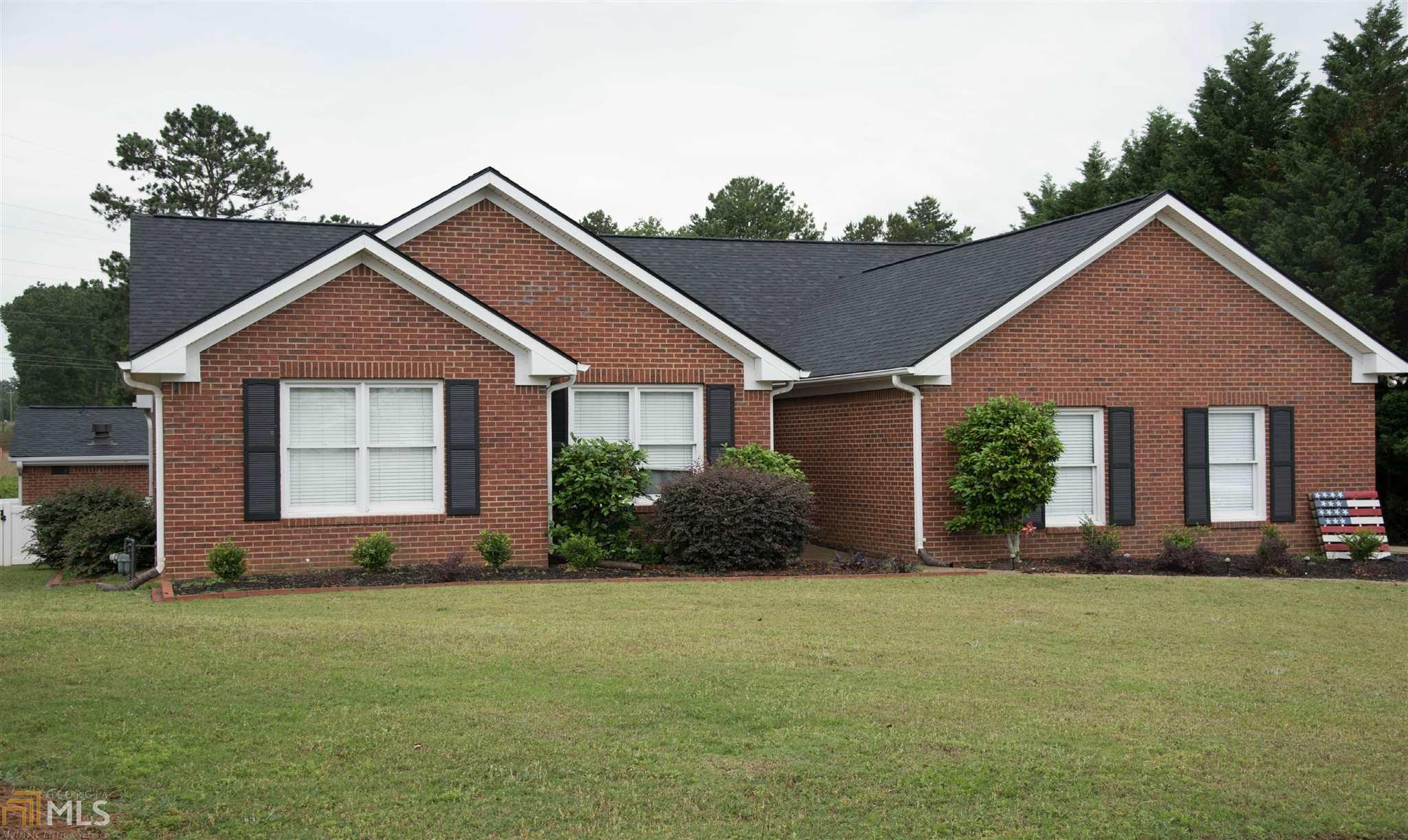 700 Overlook, Winder, GA 30680 photo 2