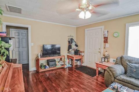 43 E Stephens St, Winder, GA 30680 photo 6