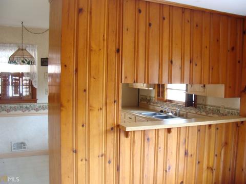 1697 W Meadow Way, Morrow, GA 30260 photo 6
