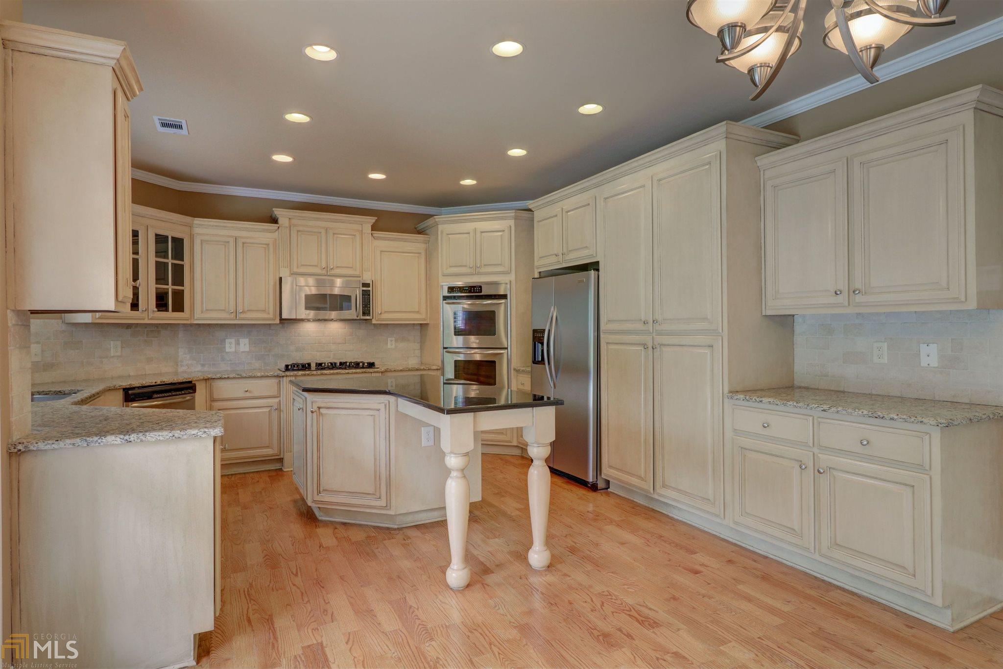 3457 Aberrone Pl, Buford, GA 30519 photo 3