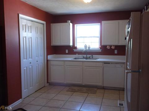 101 Genes Pl, Lagrange, GA 30240 photo 6