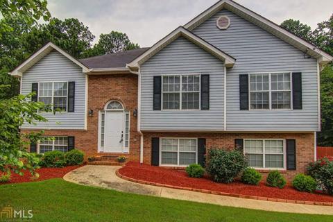 135 Willow Tree Ter, Covington, GA 30016 photo 1