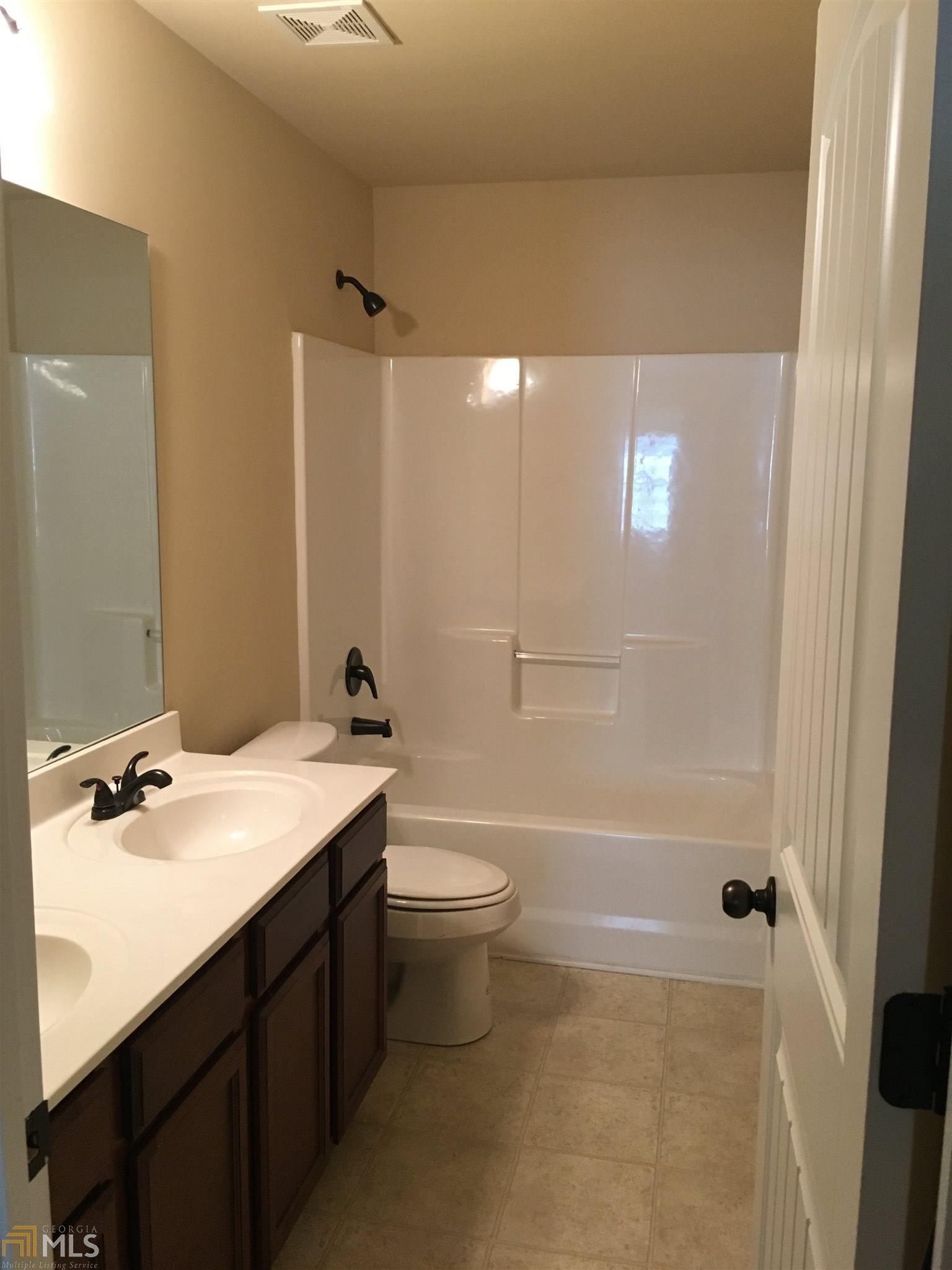 25 Silver Willow Walk, Covington, GA 30016 photo 11