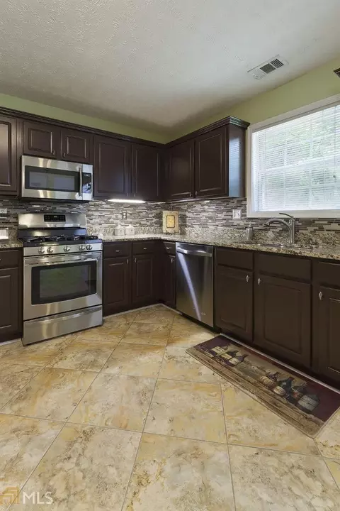 6792 Devon Trce, Stone Mountain, GA 30087 photo 17