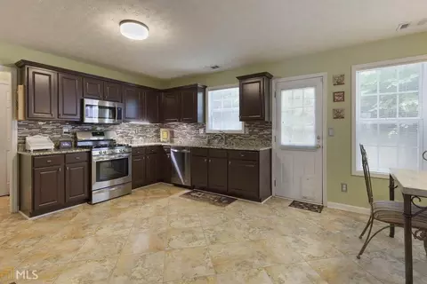 6792 Devon Trce, Stone Mountain, GA 30087 photo 16