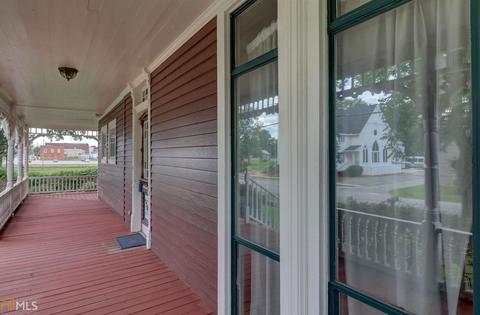 263 N Oak St, Jackson, GA 30233 photo 3
