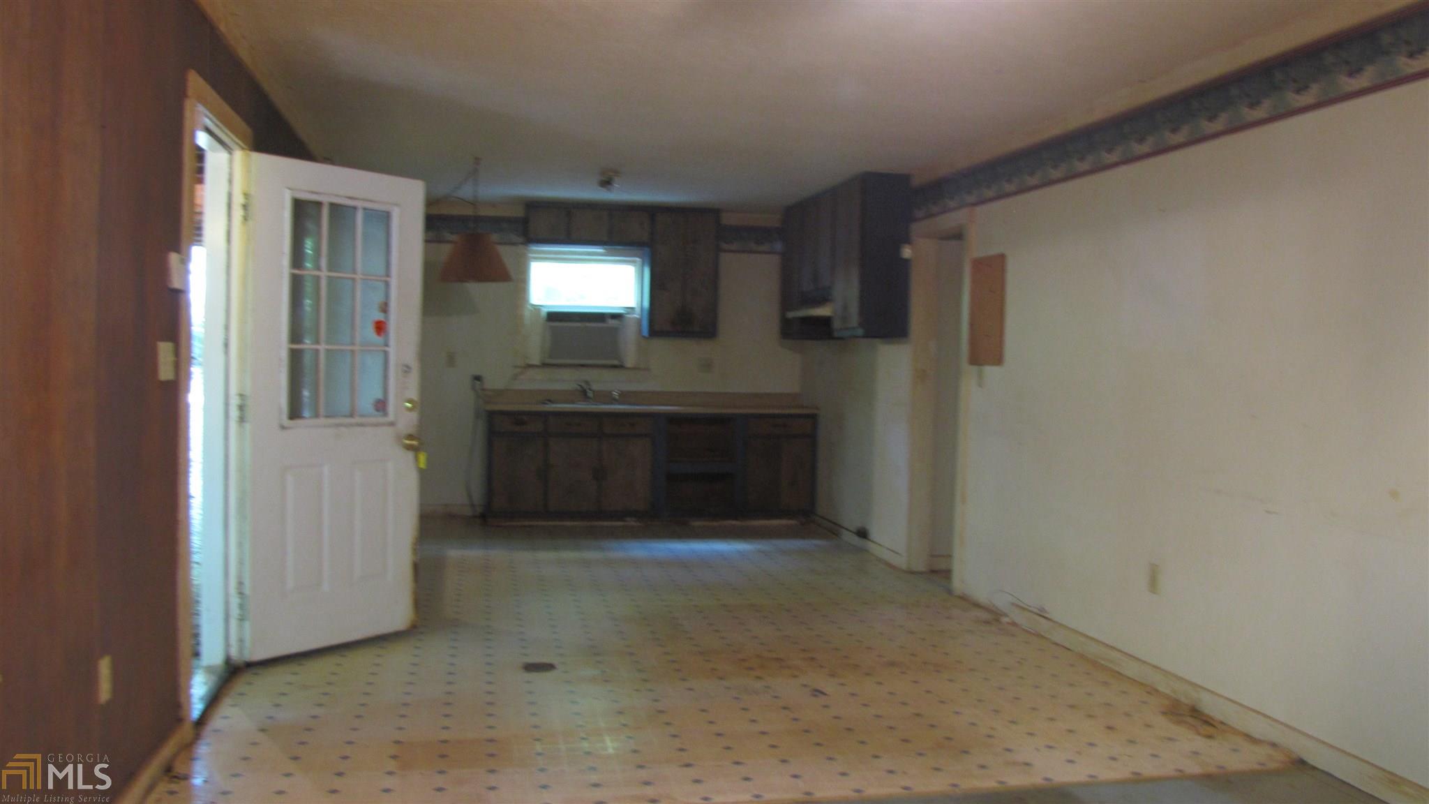 91 S Pine Cove Dr, Lagrange, GA 30240 photo 4