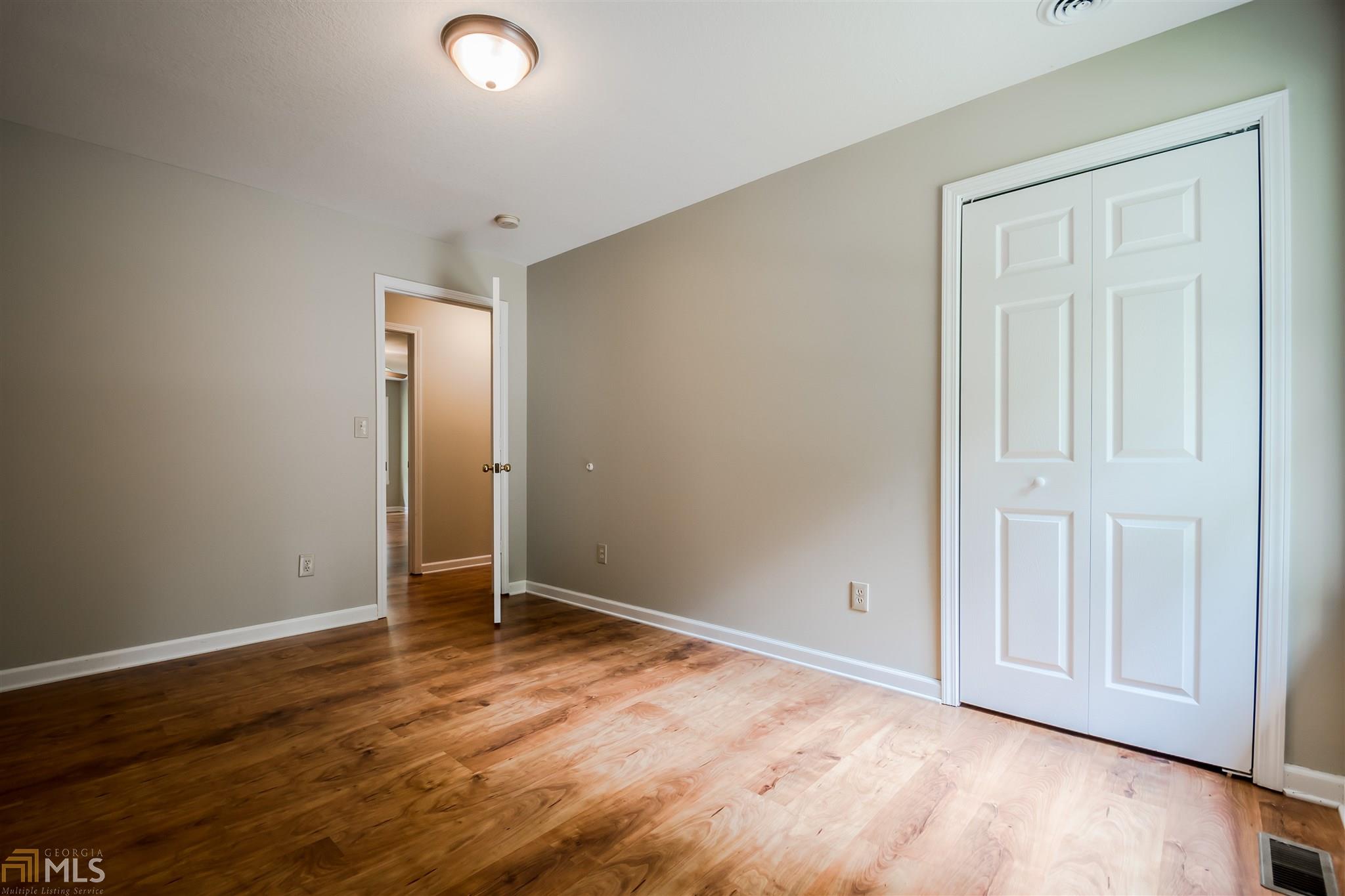 621 Crescent Dr, Toccoa, GA 30577 photo 21