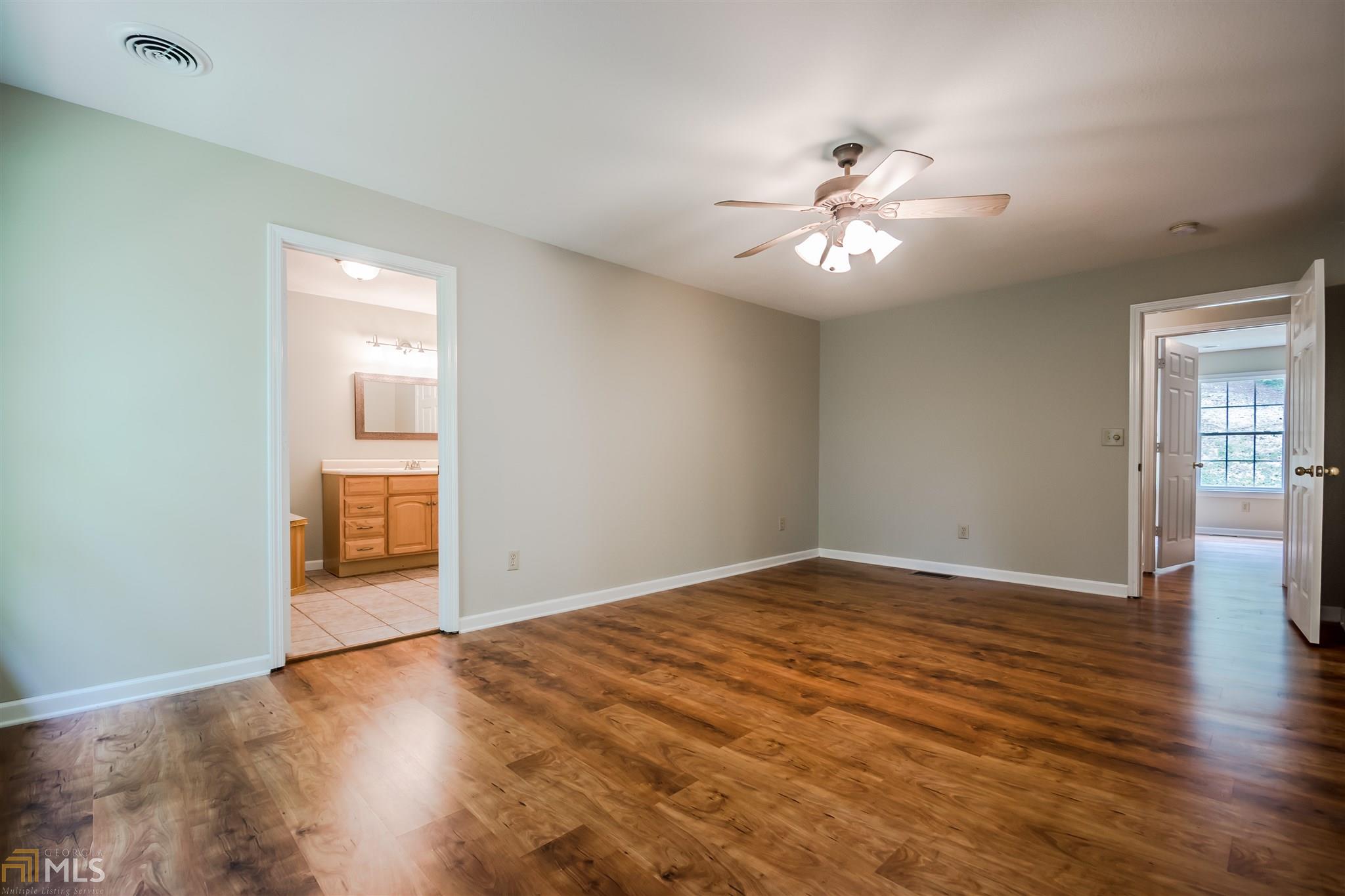 621 Crescent Dr, Toccoa, GA 30577 photo 16