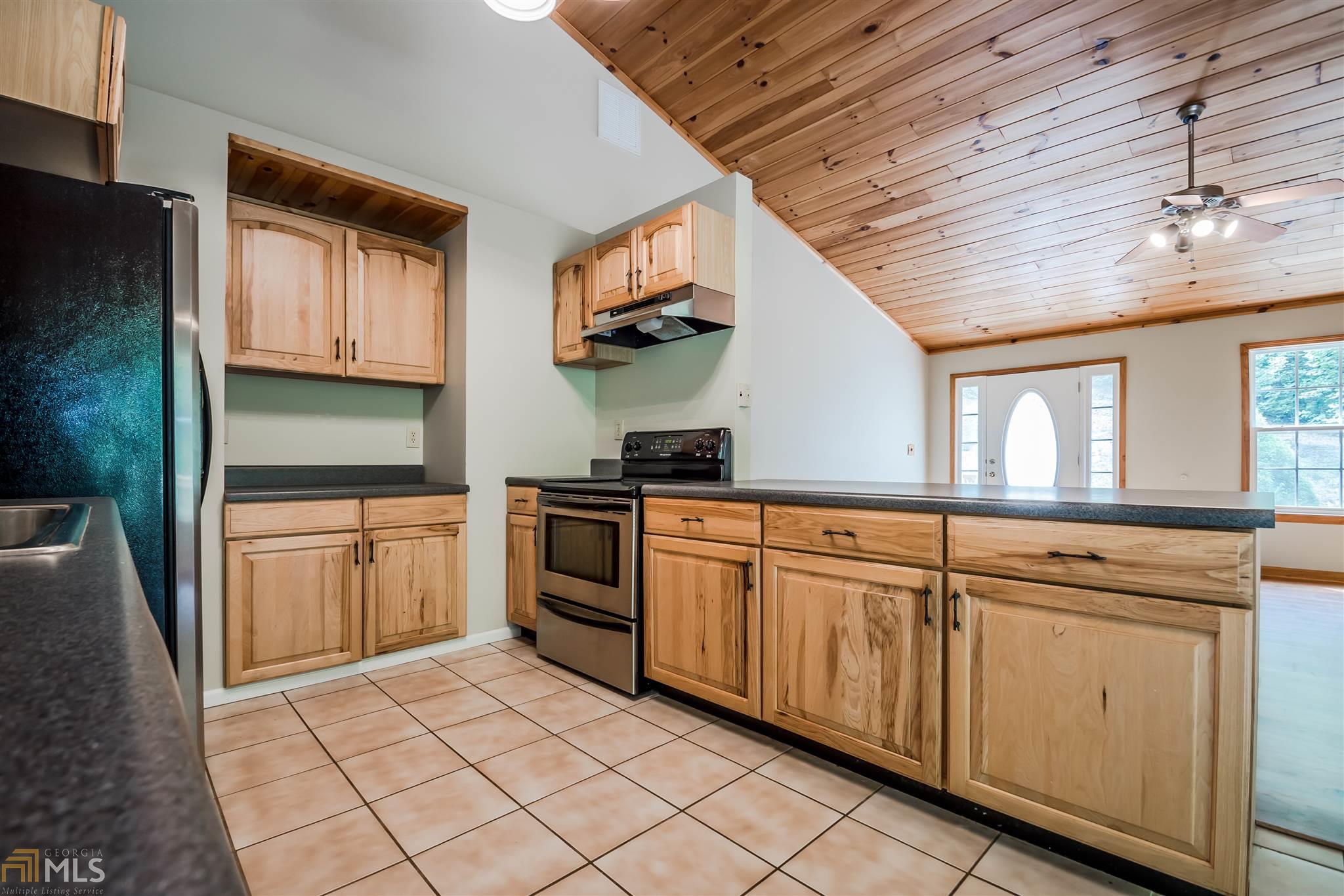 621 Crescent Dr, Toccoa, GA 30577 photo 12