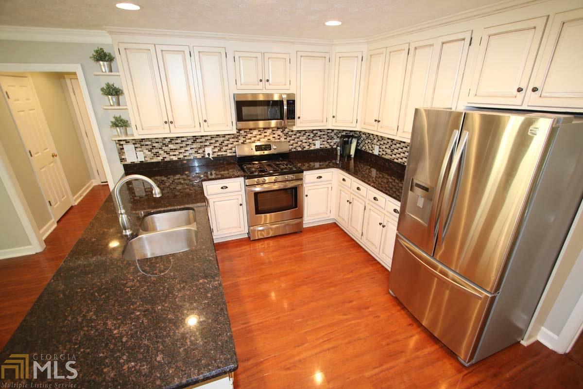 124 River Point Dr, Lagrange, GA 30240 photo 7