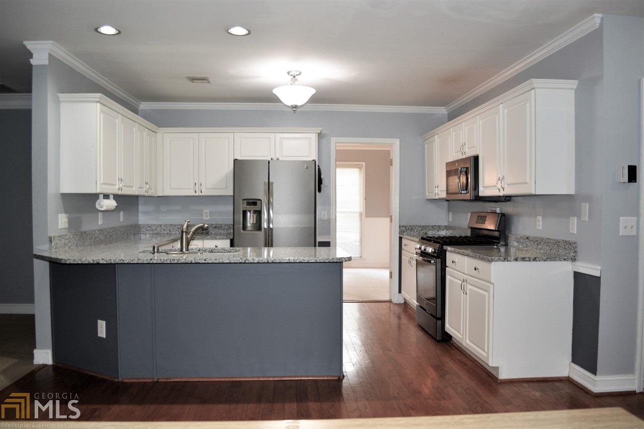 2075 Peachbluff Dr, Duluth, GA 30097 photo 8
