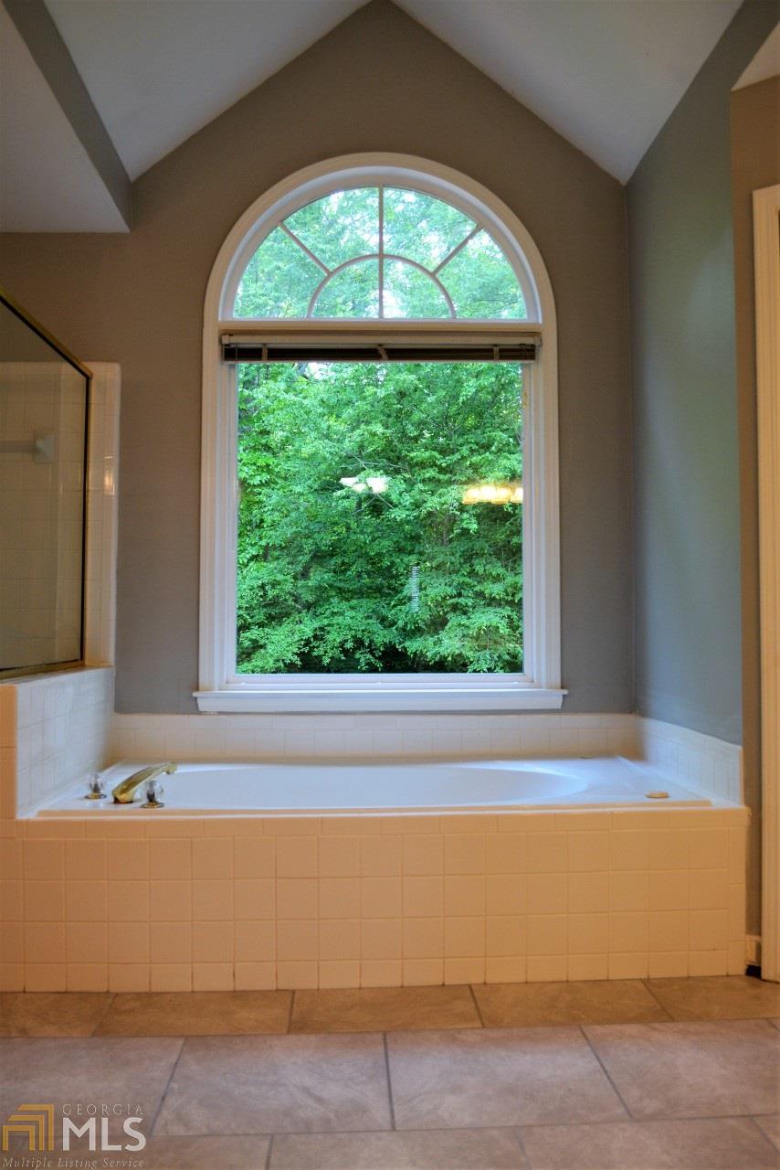 2075 Peachbluff Dr, Duluth, GA 30097 photo 18