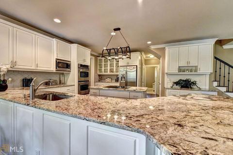 5905 Whitestone Ln, Suwanee, GA 30024 photo 9