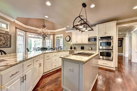 5905 Whitestone Ln, Suwanee, GA 30024 photo 11
