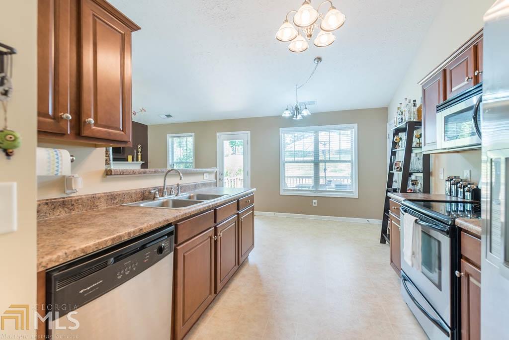138 Elk Dr, Temple, GA 30179 photo 10