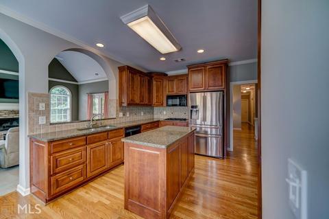 2904 Legislative Ln, Buford, GA 30519 photo 10
