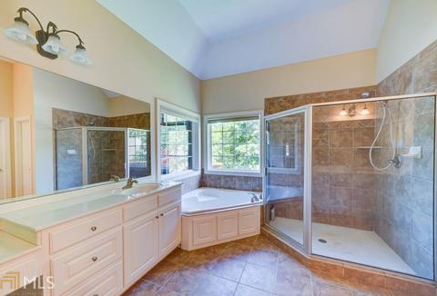 2904 Legislative Ln, Buford, GA 30519 photo 17