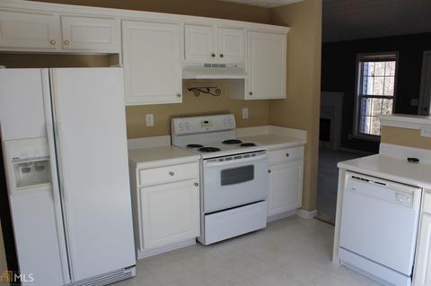 312 Devonshire Dr, Winder, GA 30680 photo 17