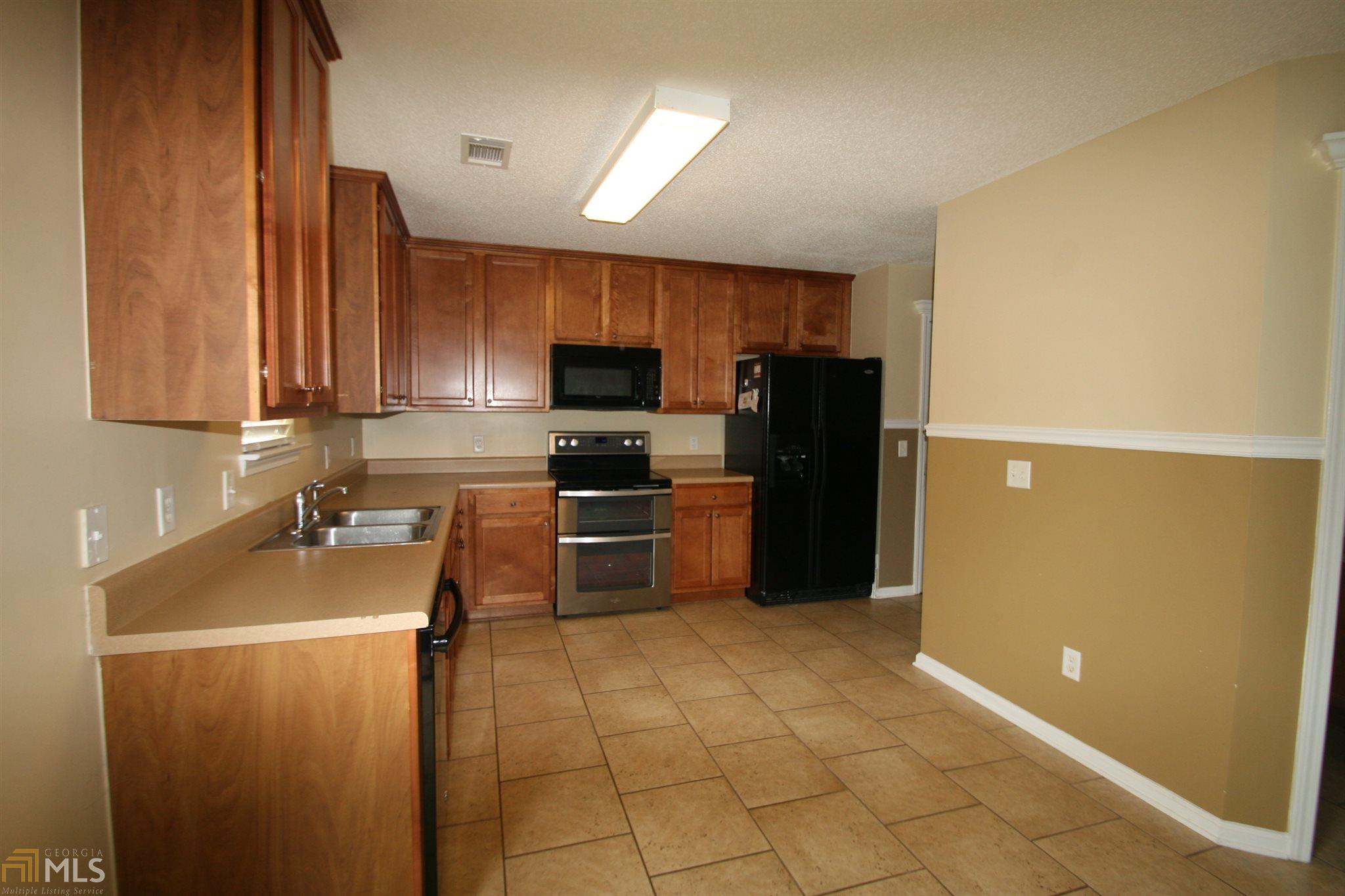 200 Browning Pt, Byron, GA 31008 photo 5