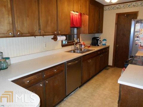 433 Ridgeway Cir, Cornelia, GA 30531 photo 6