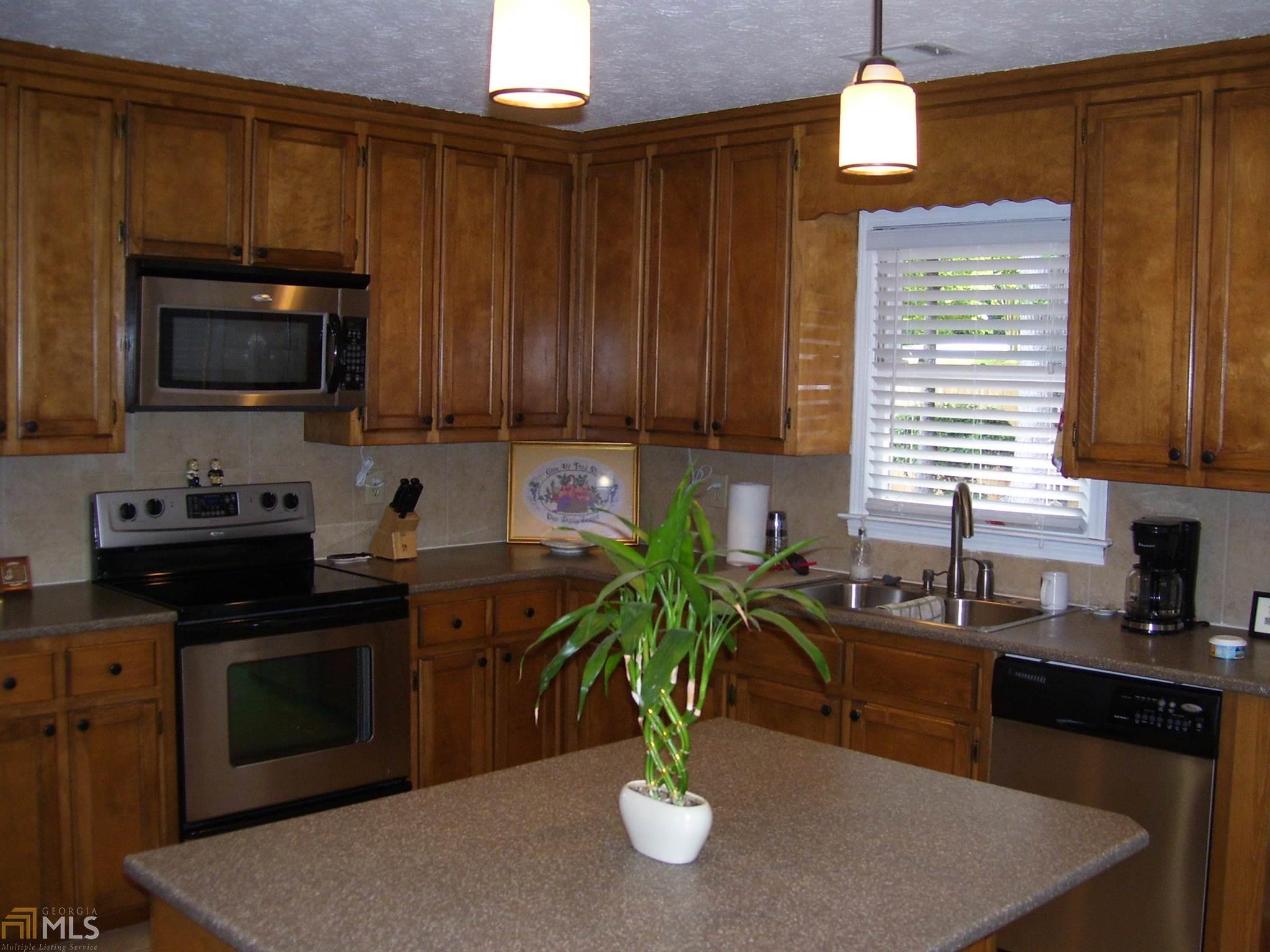 416 Spruce Ln, Monroe, GA 30655 photo 6