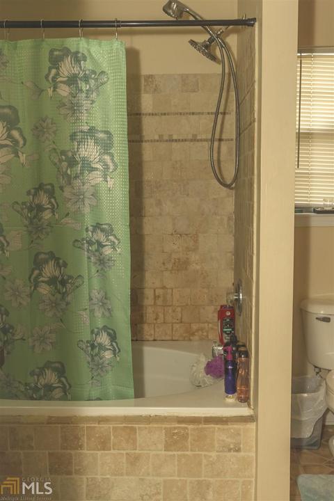 6800 Biscayne Blvd, Rex, GA 30273 photo 12