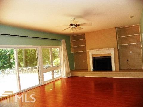 515 Pine Forest St, Dublin, GA 31021 photo 6