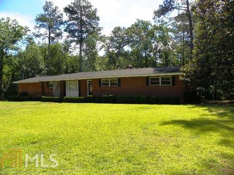 515 Pine Forest St, Dublin, GA 31021 photo 1