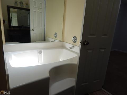 113 Twelve Oaks, Lagrange, GA 30241 photo 14