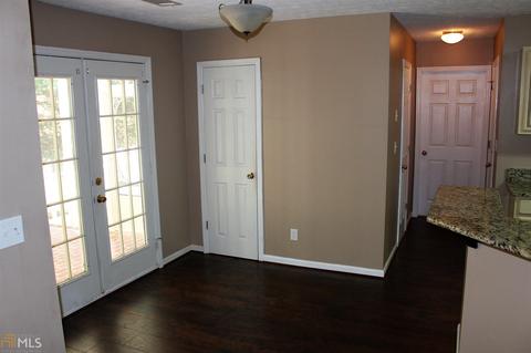 117 Colonial Ct, Lagrange, GA 30240 photo 5