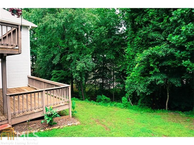 8905 Pine Tree Cir, Gainesville, GA 30506 photo 9