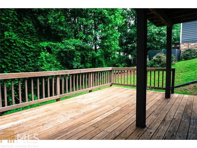 8905 Pine Tree Cir, Gainesville, GA 30506 photo 5