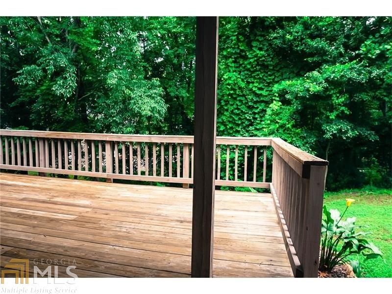 8905 Pine Tree Cir, Gainesville, GA 30506 photo 10