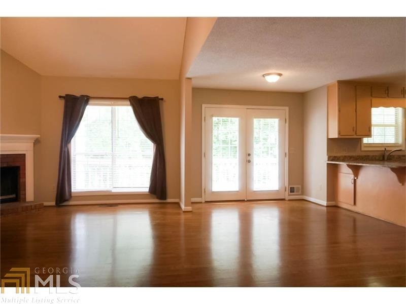 8905 Pine Tree Cir, Gainesville, GA 30506 photo 23