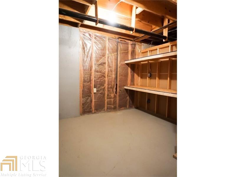8905 Pine Tree Cir, Gainesville, GA 30506 photo 12