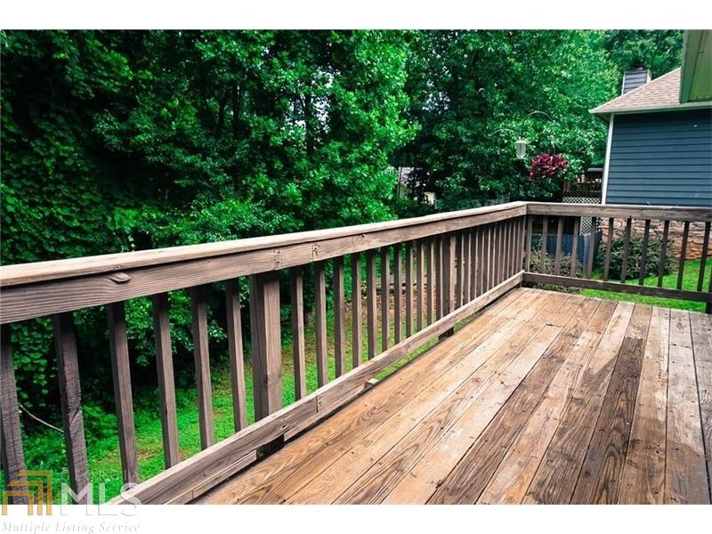 8905 Pine Tree Cir, Gainesville, GA 30506 photo 7