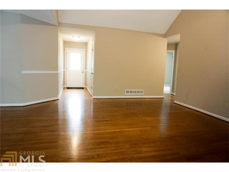 8905 Pine Tree Cir, Gainesville, GA 30506 photo 20