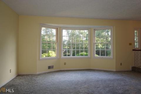 176 Hammond St, Winder, GA 30680 photo 12