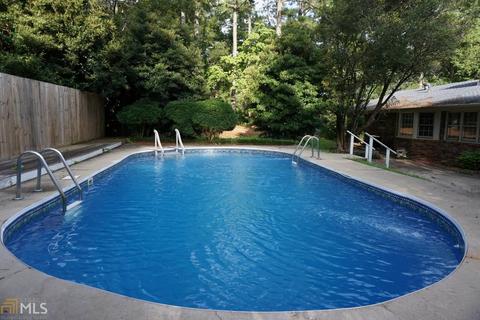 176 Hammond St, Winder, GA 30680 photo 3