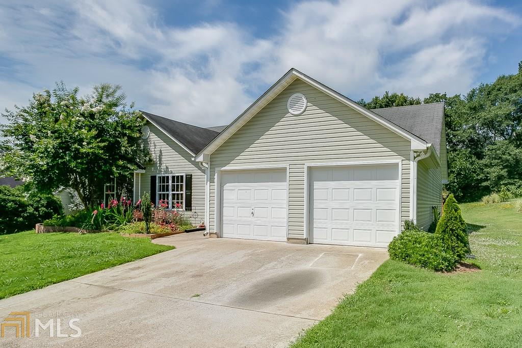 1209 Dale Dr, Monroe, GA 30656 photo 2