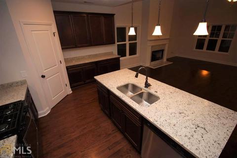 407 Lago Ct, Lagrange, GA 30241 photo 13
