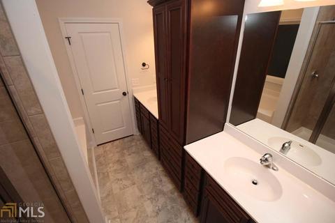 407 Lago Ct, Lagrange, GA 30241 photo 19