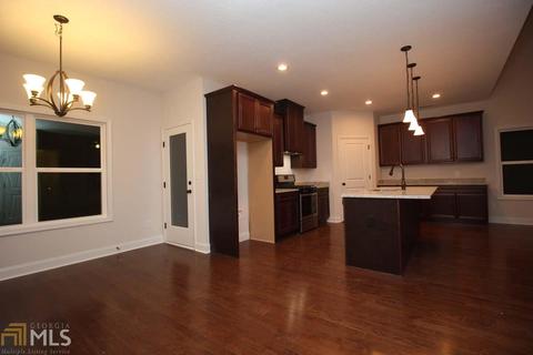 407 Lago Ct, Lagrange, GA 30241 photo 4
