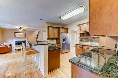 2712 Cascade Bend Dr, Buford, GA 30519 photo 16