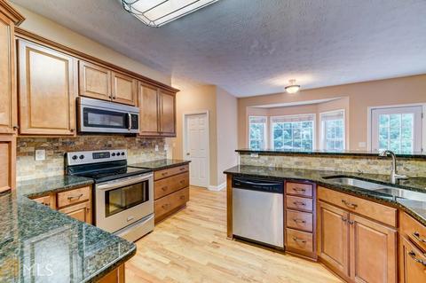 2712 Cascade Bend Dr, Buford, GA 30519 photo 14