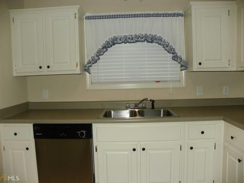 138 Deerfield Trce, Barnesville, GA 30204 photo 5