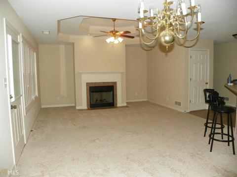 138 Deerfield Trce, Barnesville, GA 30204 photo 2